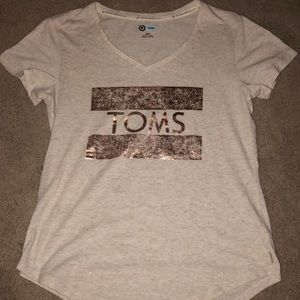 Toms Tee